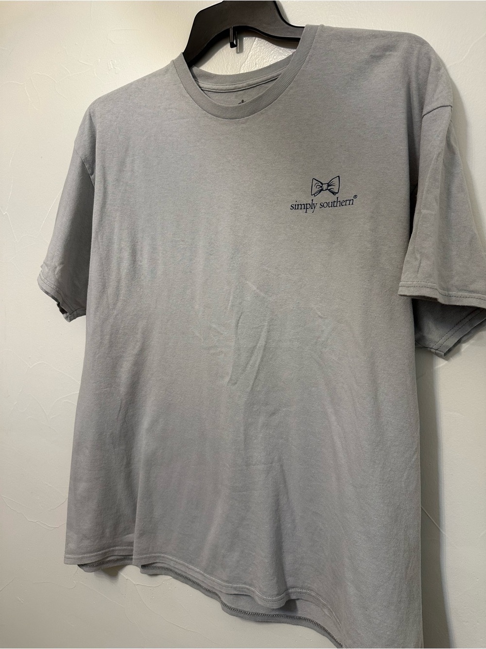 Simply Southern Gray Short Sleeve Tee with Bow Logo and Pink Dog on Back